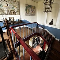 Visite en autonomie d'une demeure d'artiste : le domaine de Peyloubère