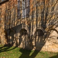 Exposition : entre mémoire et imagination regard sur le patrimoine de Nogaro