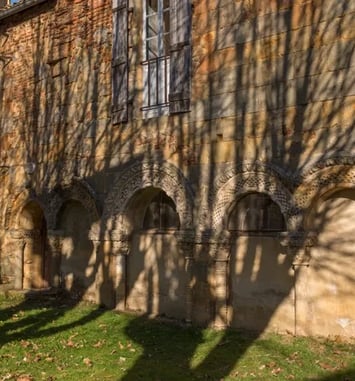 Exposition : entre mémoire et imagination regard sur le patrimoine de Nogaro