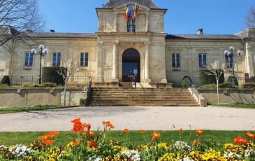 Visite libre: entrez dans le bureau du maire